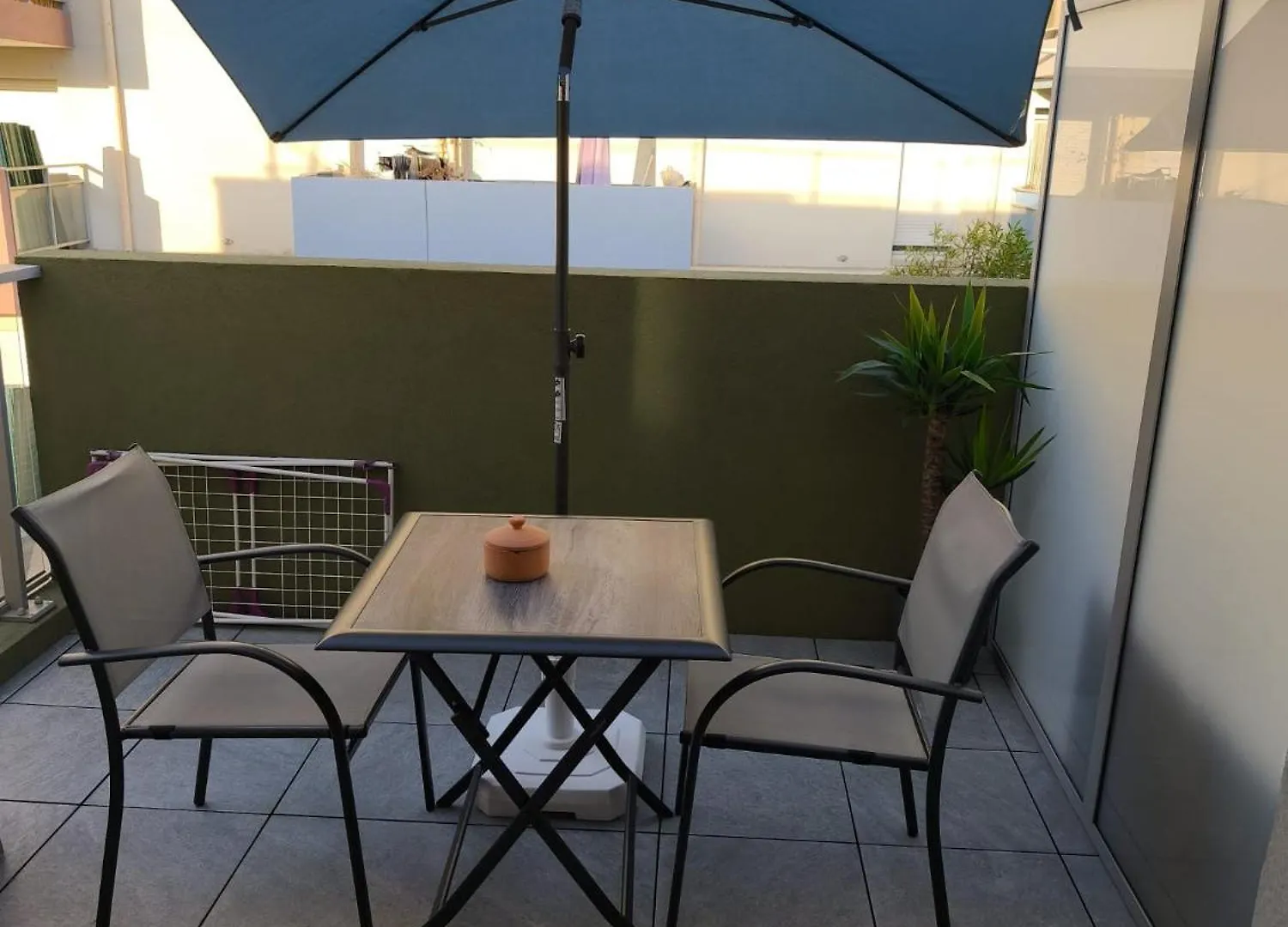 Studio Calme Et Paisible, Climatise Avec Terrasse Au Dernier Etage, 100M Du Tramway Et 20 Min De La Promenade Des Anglais Νίκαια 0*,  Γαλλία